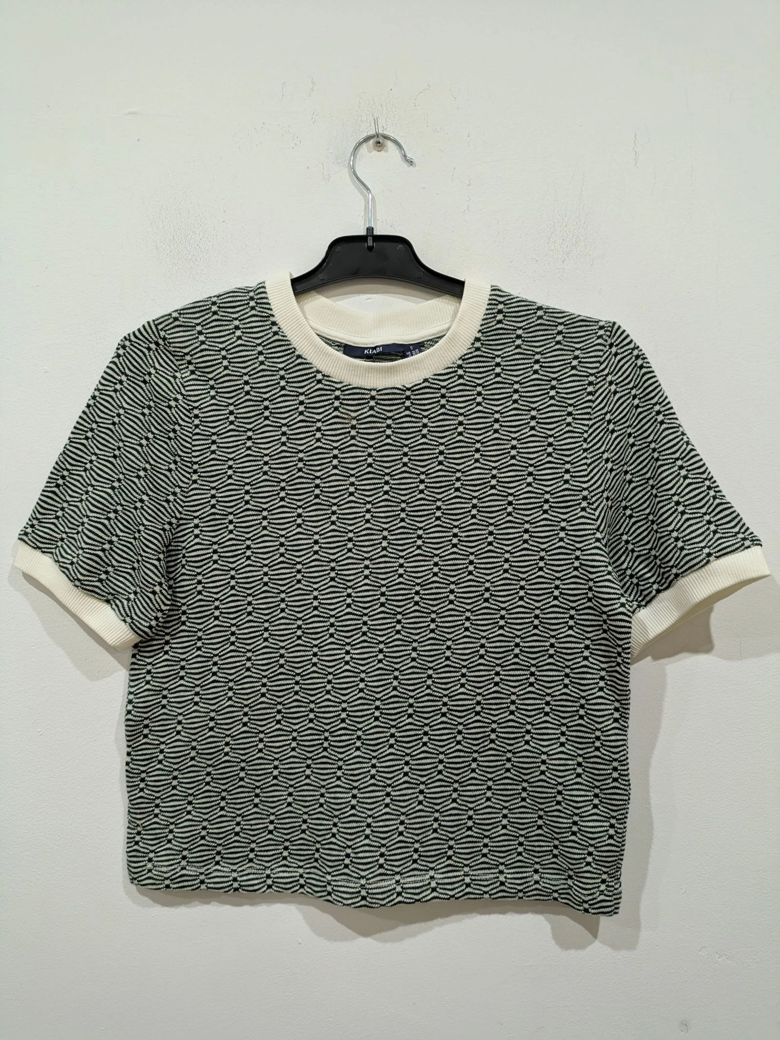 Jersey de manga corta cropped en jacquard verde y blanco talla S